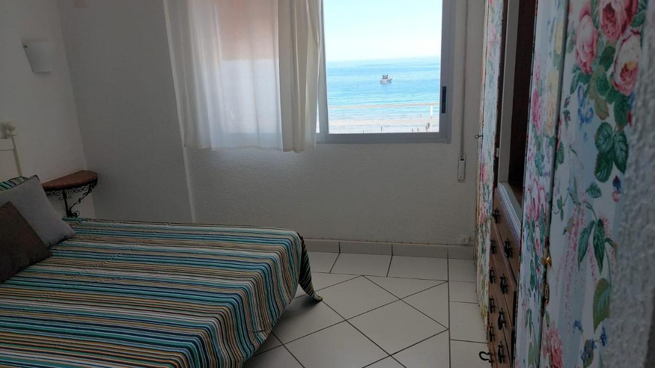 Apartamentos Mar I Vent เบนิดอร์ม ภายนอก รูปภาพ